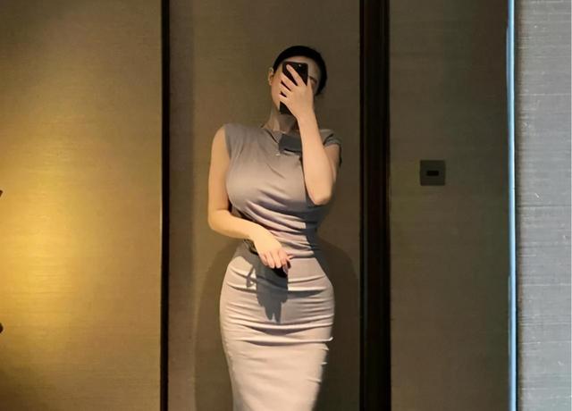 广东向蚊子＂开战＂ 社区网格员上门检查花盆等易积水处