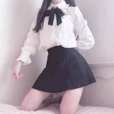 俄一士兵在库皮扬斯克附近的战斗中独自背负30多名伤员